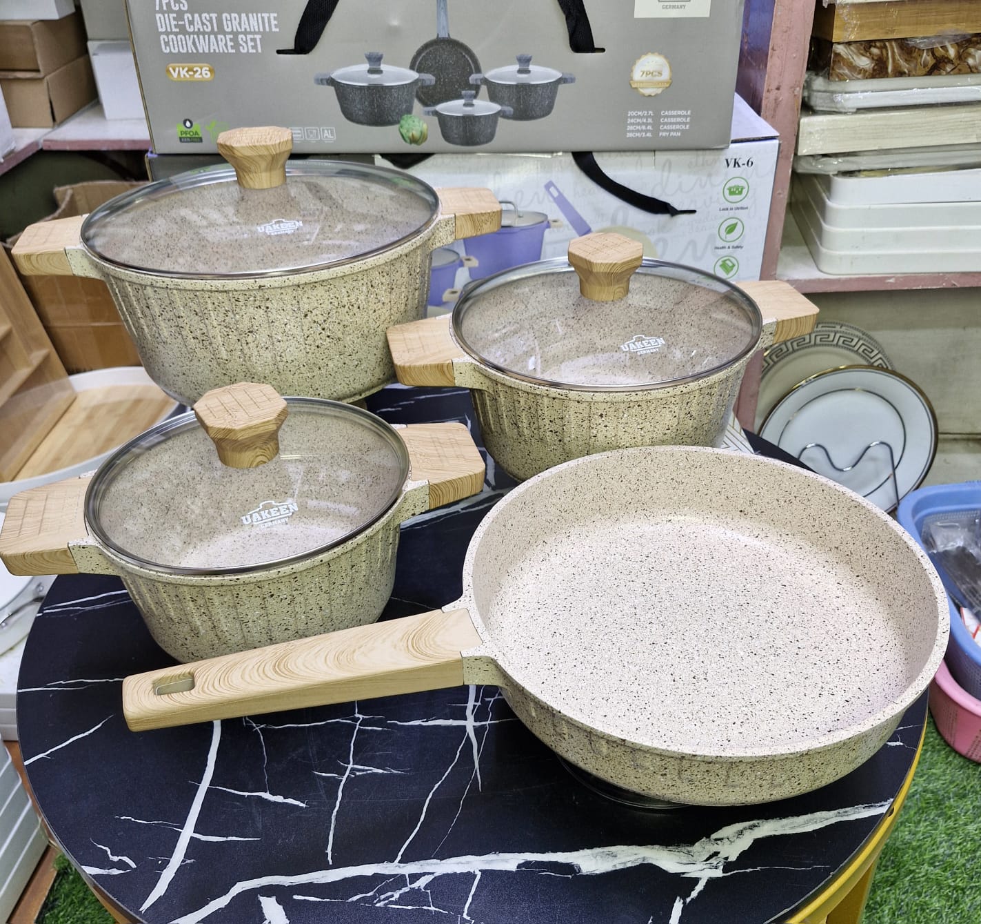 7pcs Cookware set
PFOA FREE