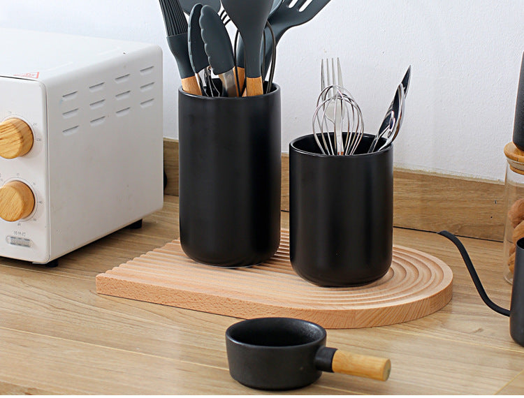 Ceramic cooking spoons holder