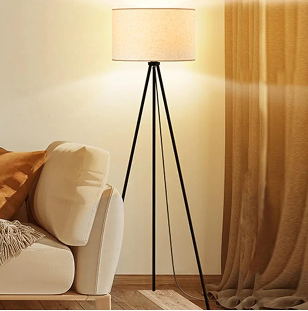 Tripod Floor Lamp for Living Room 15watts