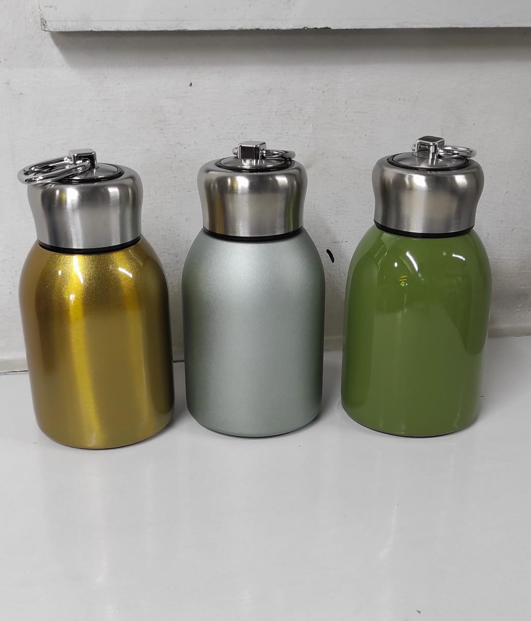 Cute 320ml Small Kids insulated leak proof thermal milk pot