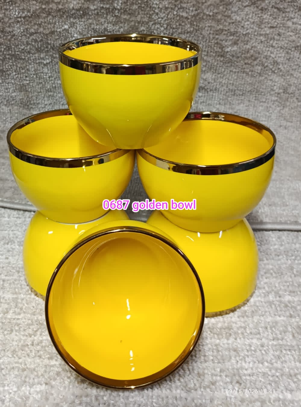 Smart yellow yellow bowls