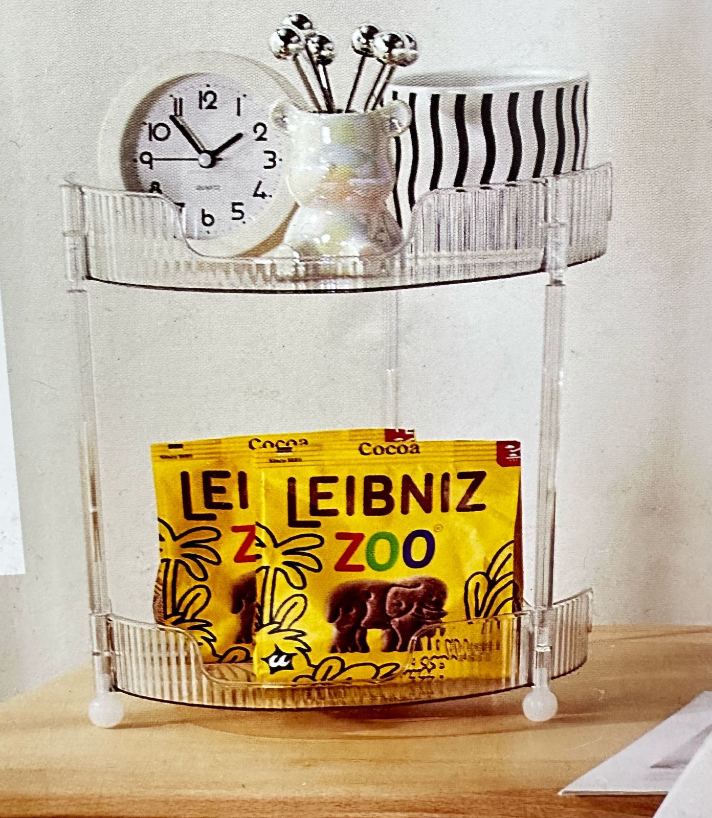 Circular 2 layer storage rack