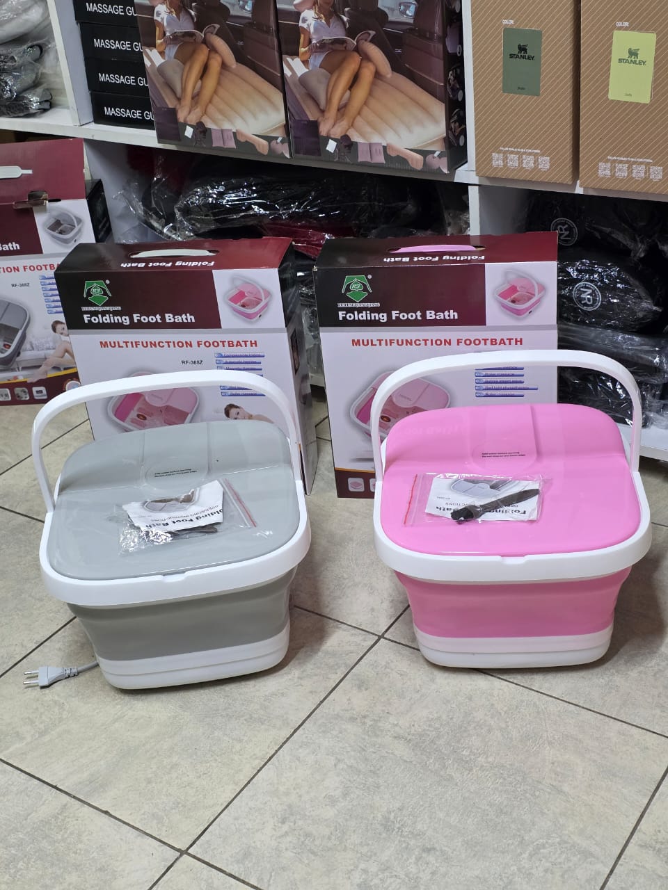Folding foot bath massager