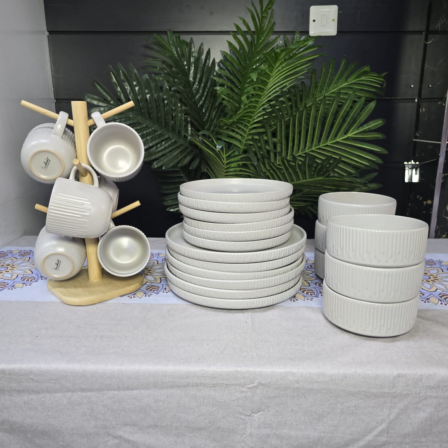 24pcs Unique Dinner Set