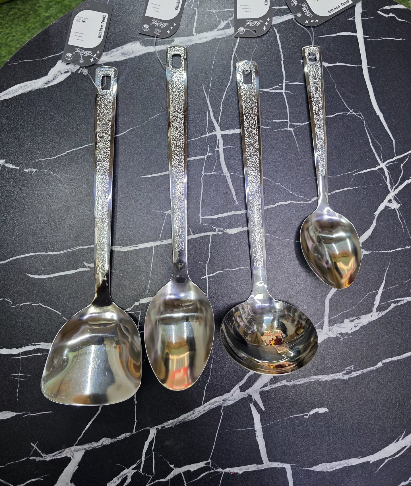 High quality Long stainless steel flatware.