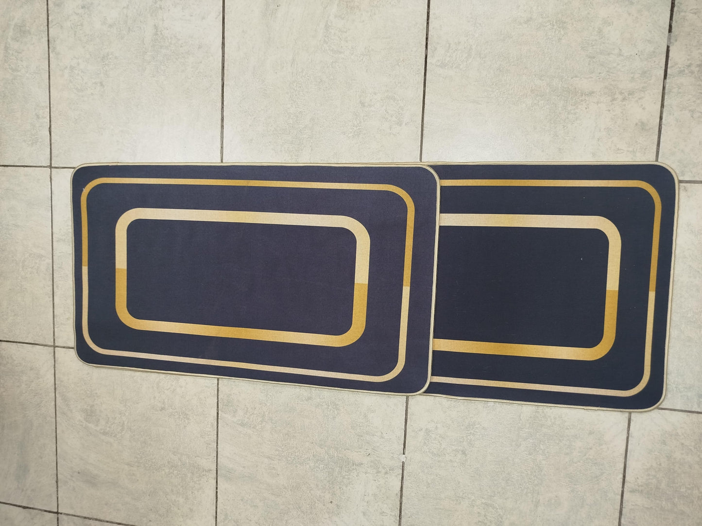 2 pcs Rubber Kitchen Mats