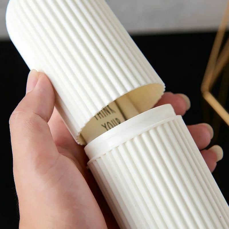 Portable travel toothbrush holder