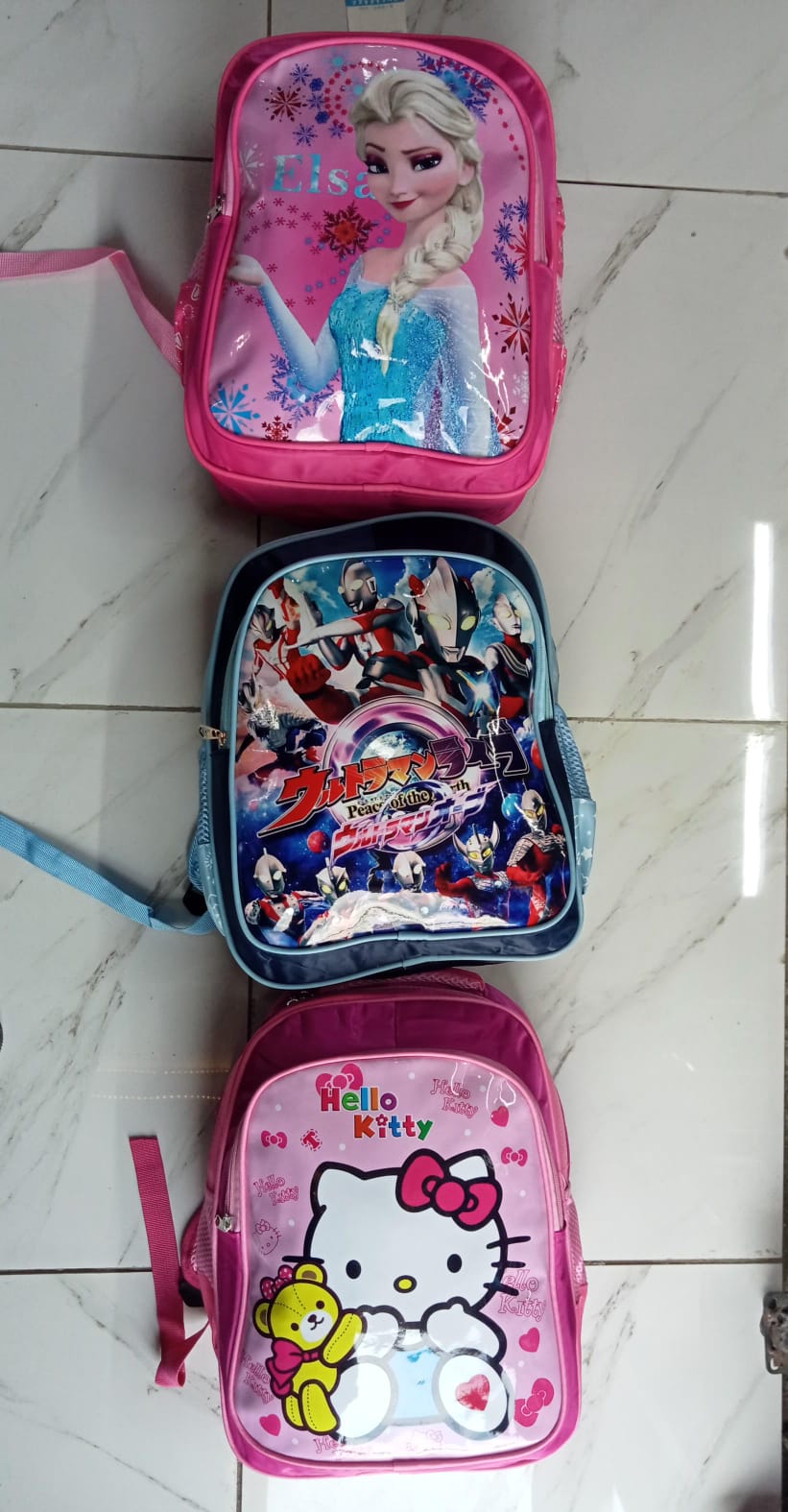 Cartoon themed kids back pack, Primary School Bag, Ideal for PP1-Grade 2, Boys & Girls Backpack/school bag Kindergarten kids school Bag, Wear-resistant Square backpack Bag for Teenagers