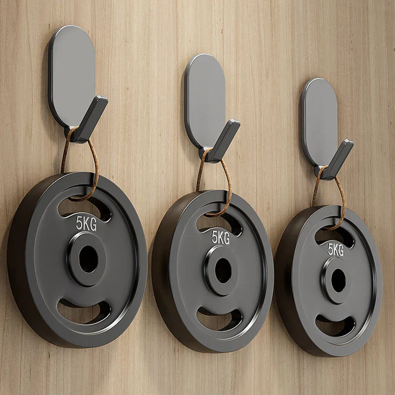 A pair of hooks metallic