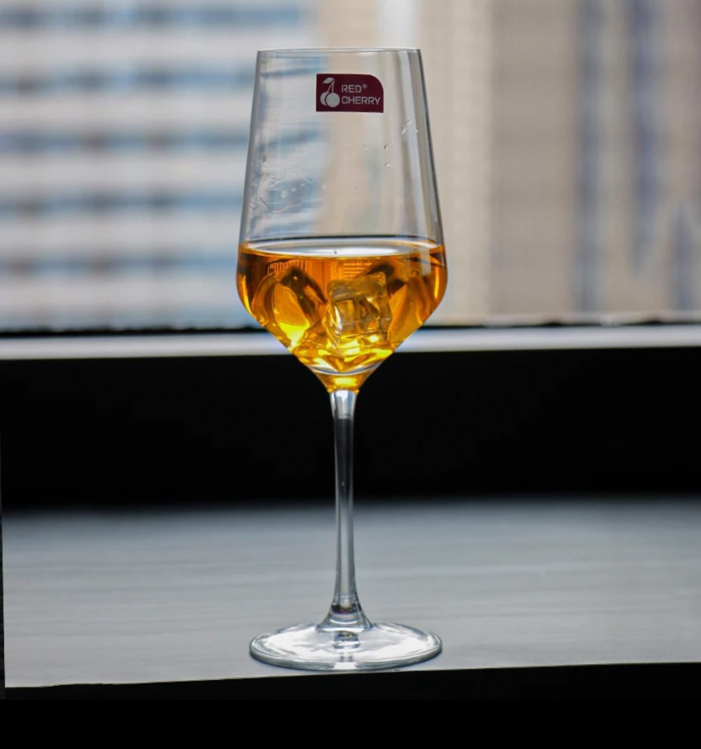 Crystal clear red wine glasses