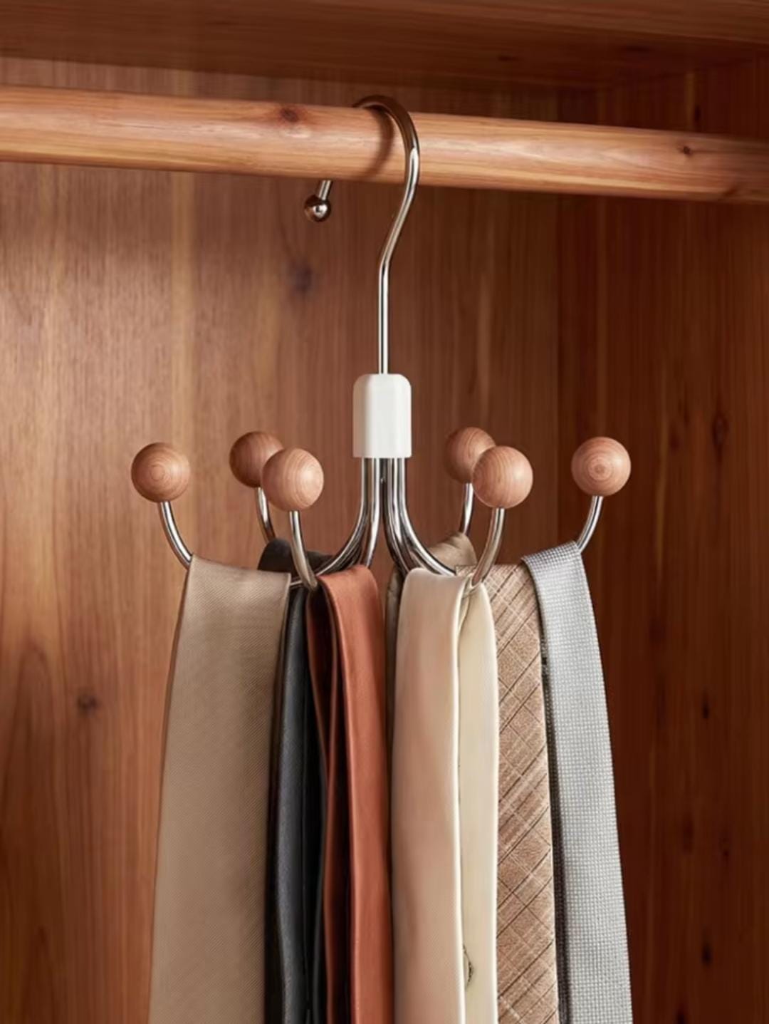 6 hooks rotating hanger