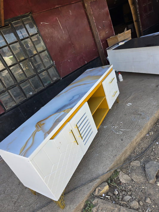 5fts with marble top