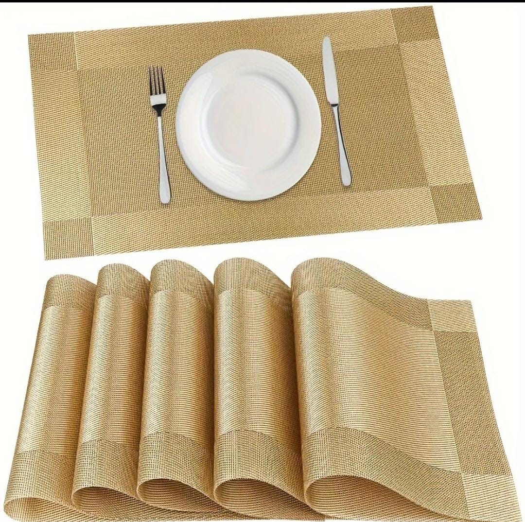 6pcs pvc  table mats plus one table runner