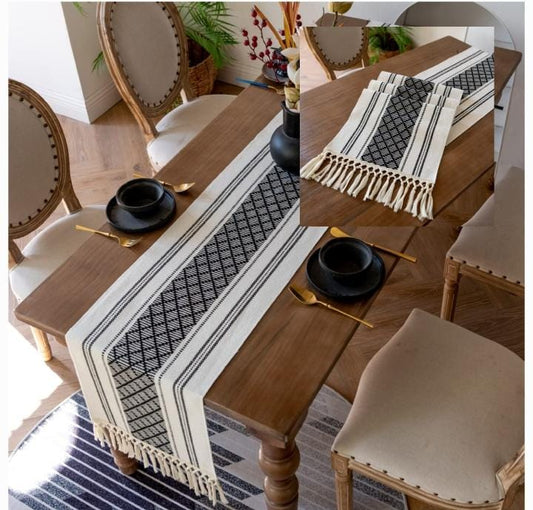 Braided woven textured table runner with tassels + 6pcs mats