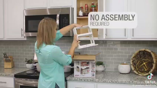 Pull out rotating spice rack