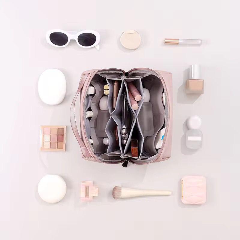 Shinny matte make up bag
