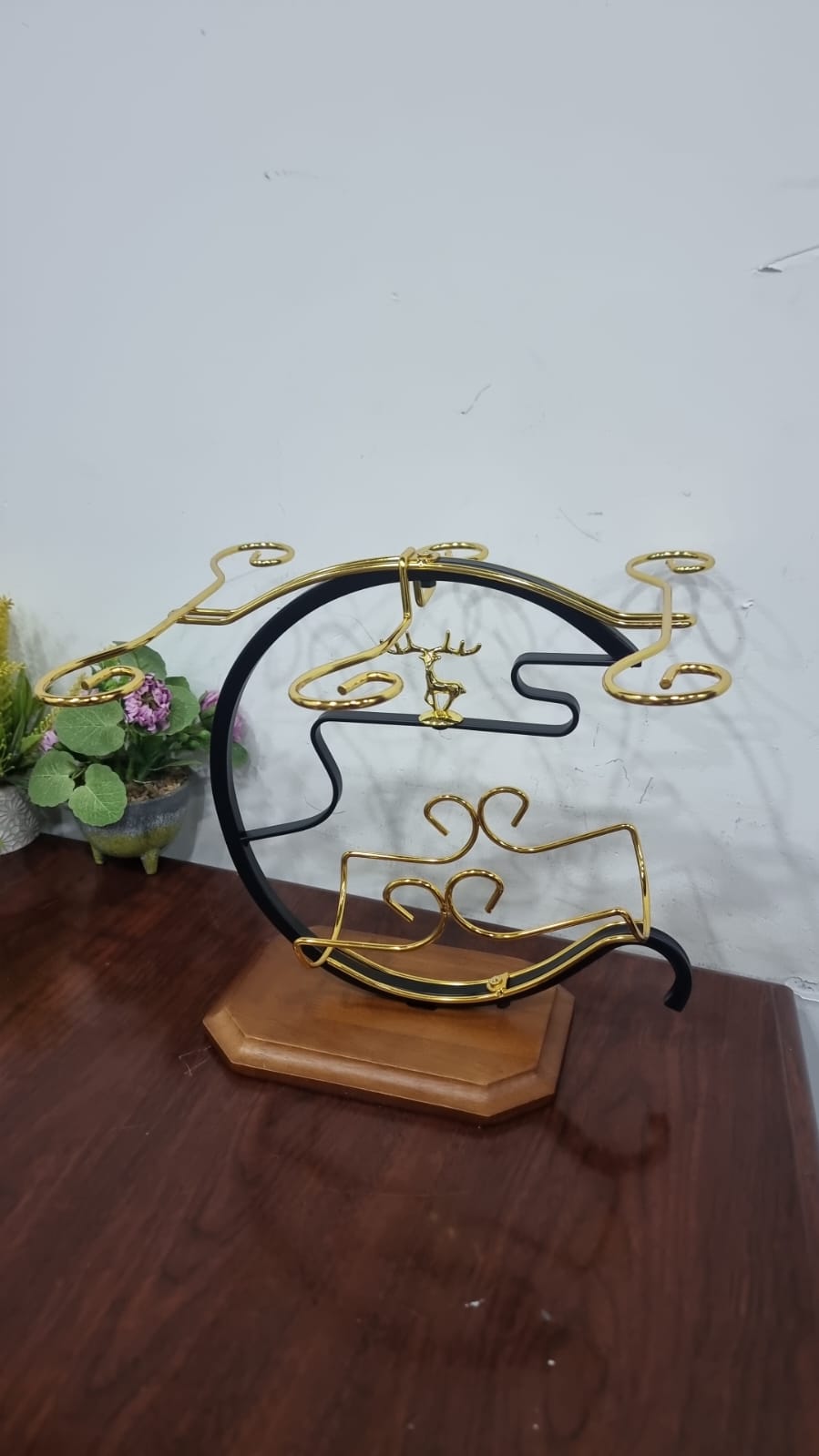 Golden deer wine set rack
