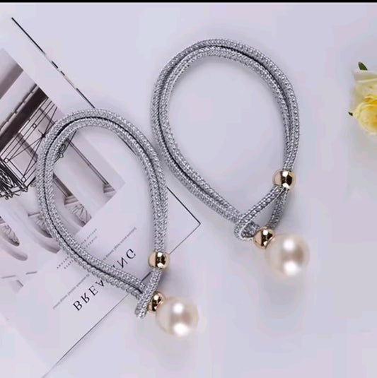 ELEGANT CURTAIN HOLDERS