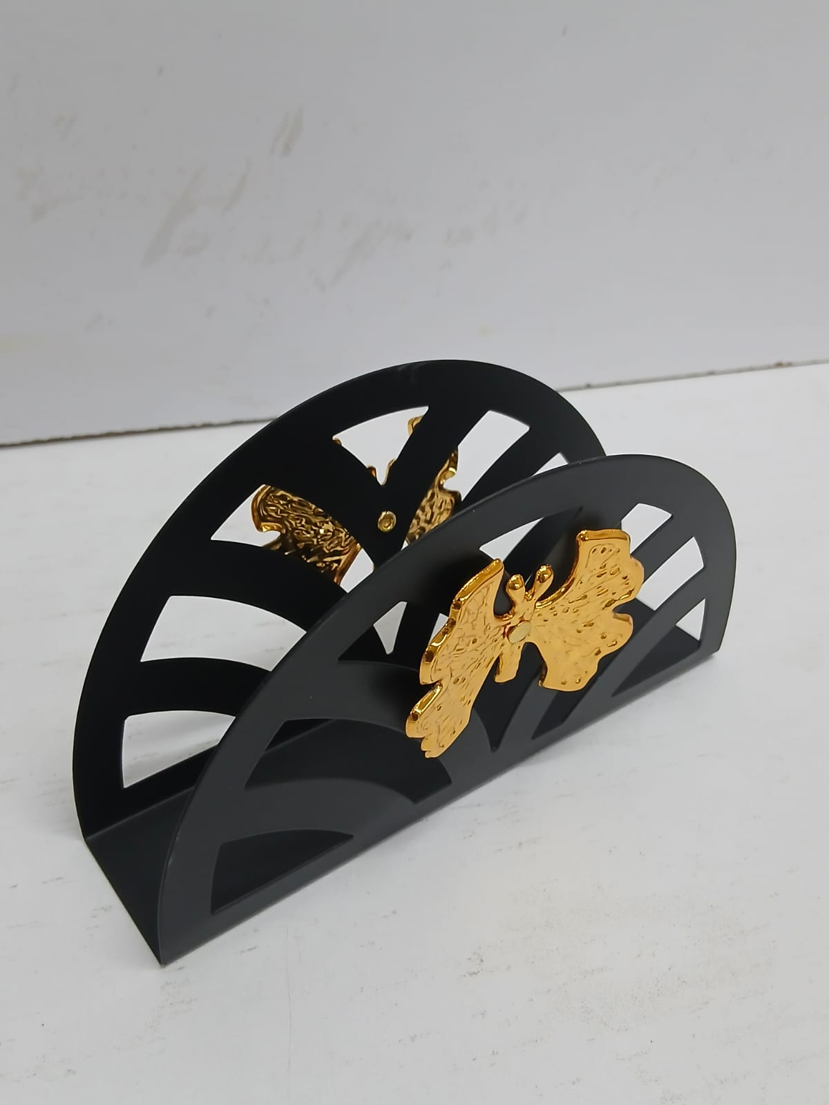 Dining serviette holder