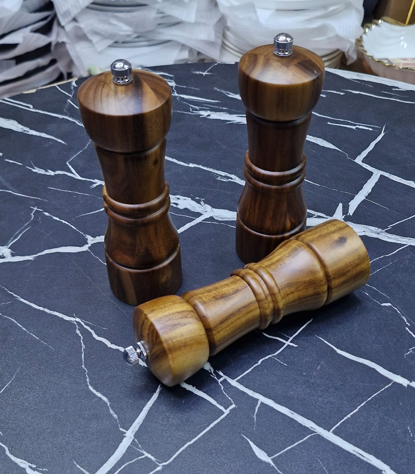 High quality Acacia wood Manual Salt and paper shaker mills.