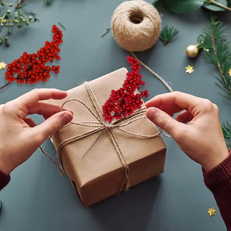 5pcs Artificial Red Berry Bouquet Christmas