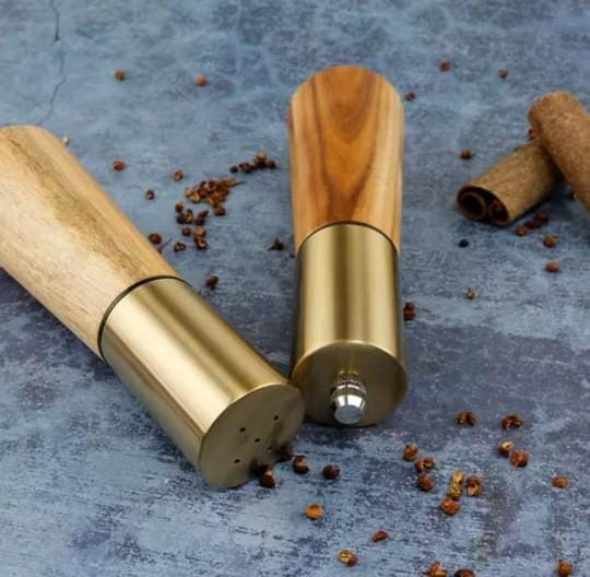 Luxury kitchen pepper and  salt grinder