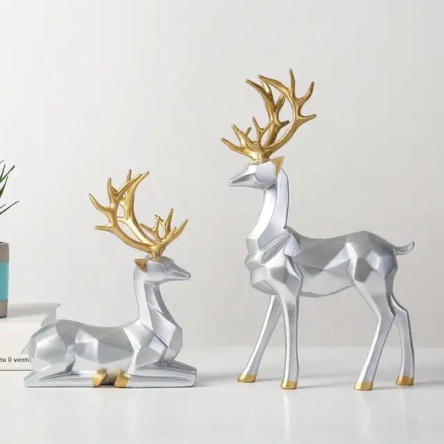 2pcs golden deers 

Available in Silver