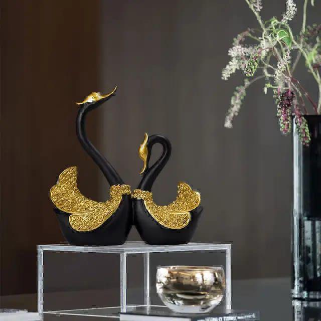 Pair Swan Home decor resin figurine sculpture statue