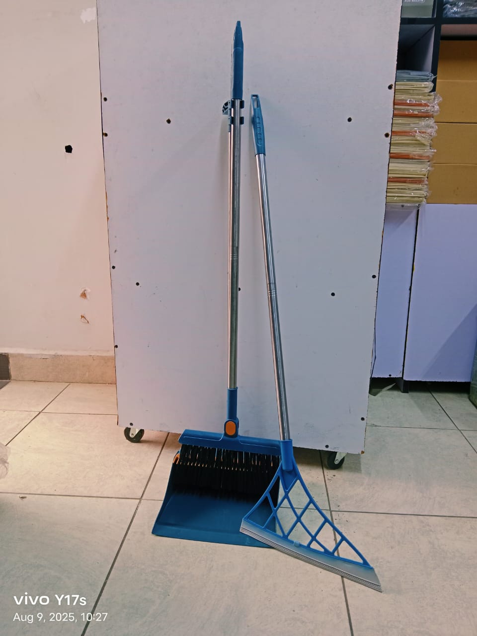 3 in 1 Rotating Long Broom & scoop dustpan set