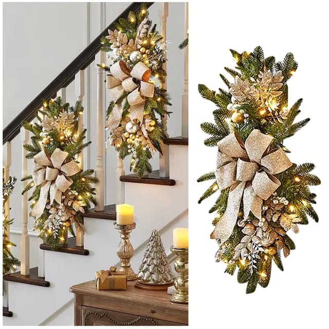 CHRISTMAS STAIRCASE WREATH DECORATIONS