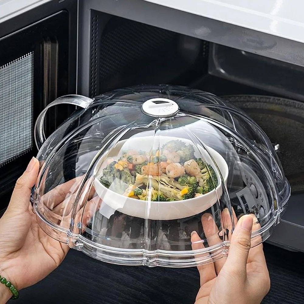 Multipurpose transparent microwave / food splatter cover with an integrated base plate and handle