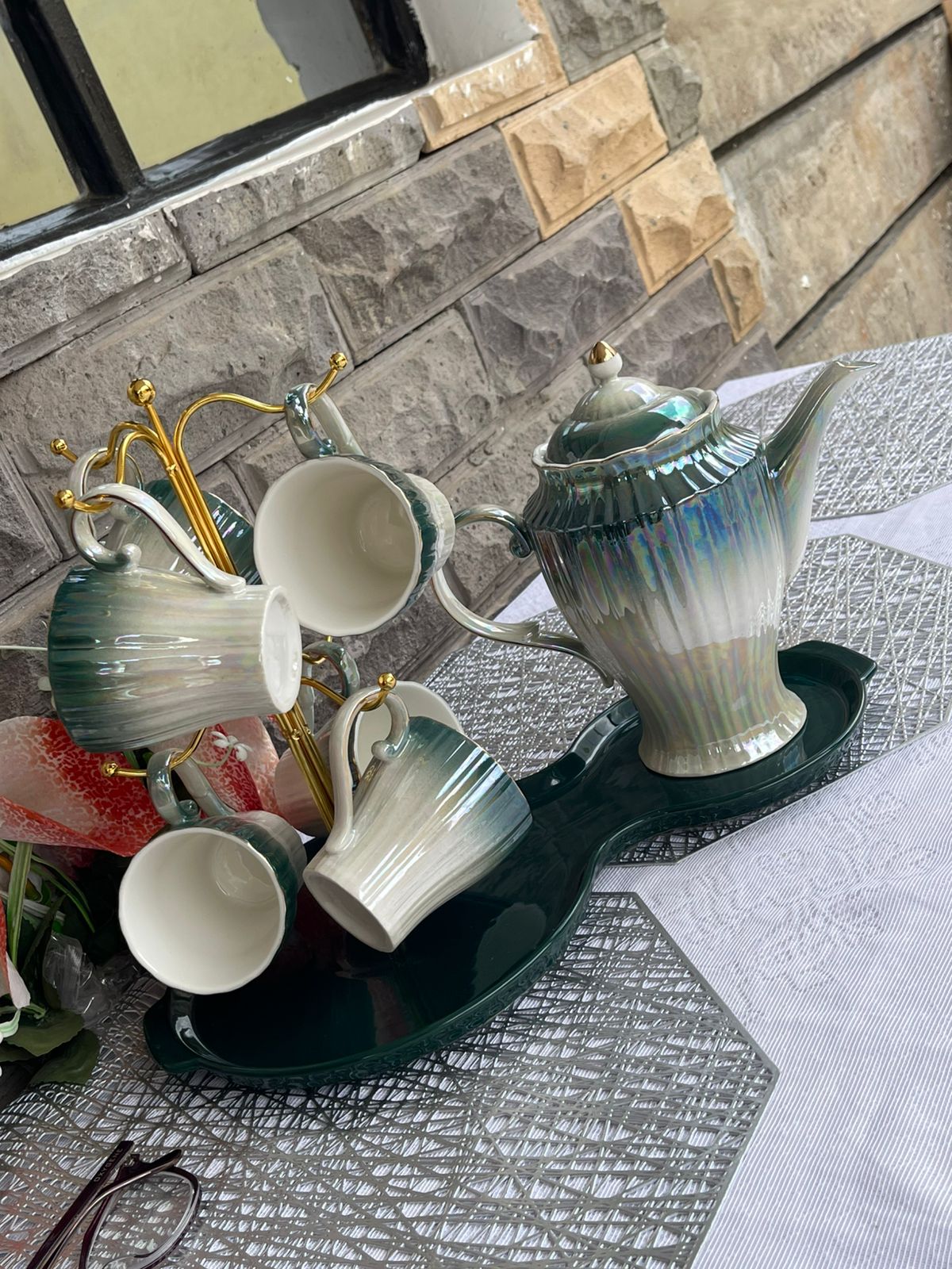 Hanger European Tea set