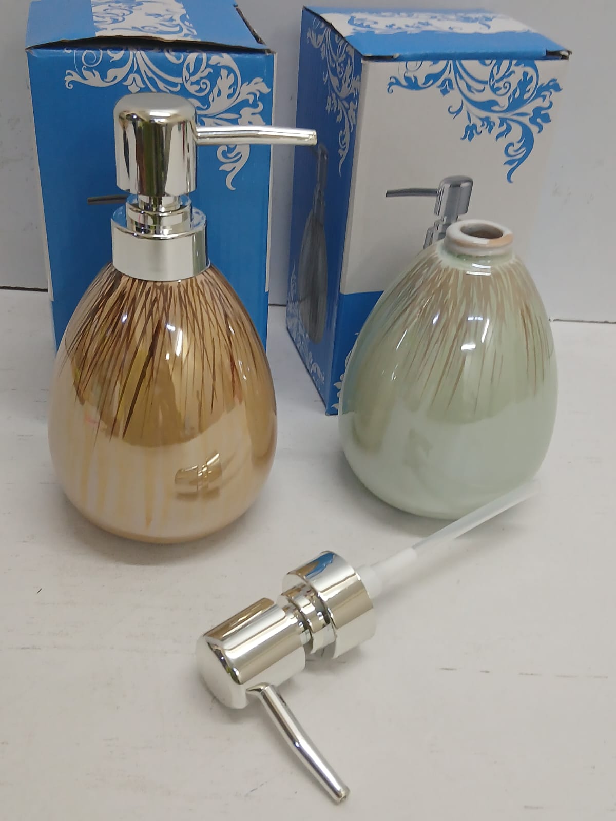 Handwash/liquid soap dispensers