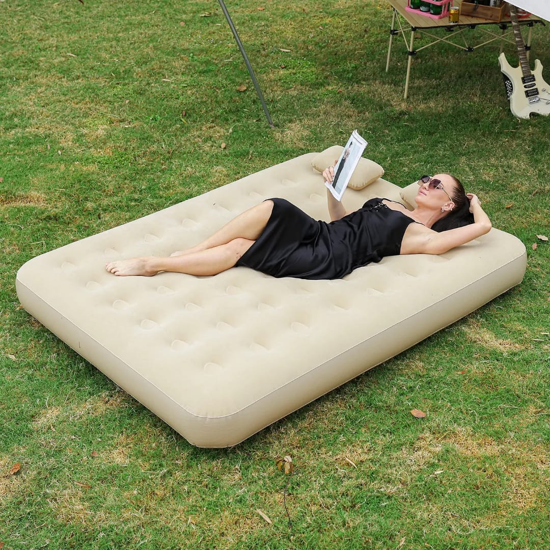 INTEX INFLATABLE MATTRESS Plus Free -ELECTRIC pump and 2 pillows