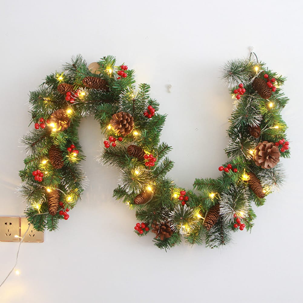 2.7M Christmas Garland decoration with pine cones, red berries