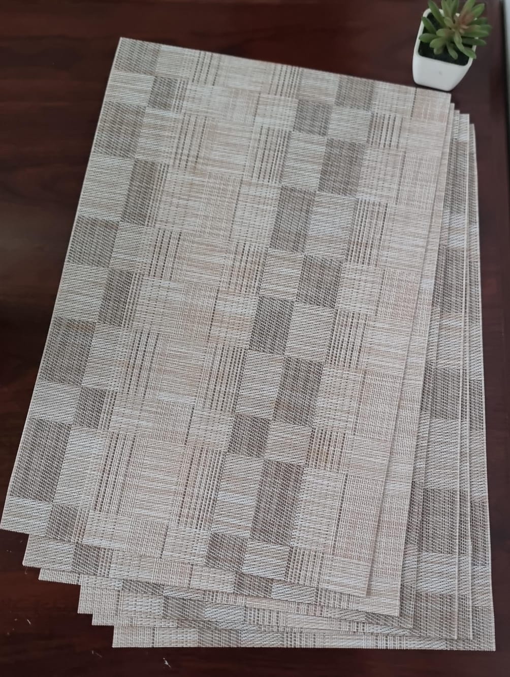 Woven PVC TABLE MATs