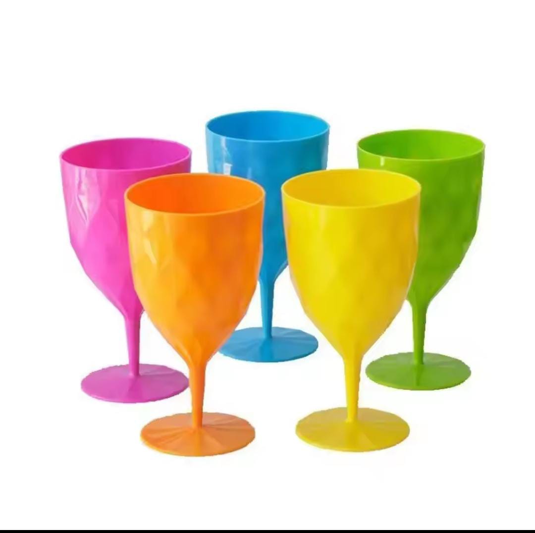 Wine glass plastic