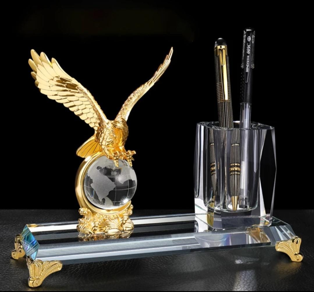 NOBLE EAGLE CRYSTAL PEN HOLDER