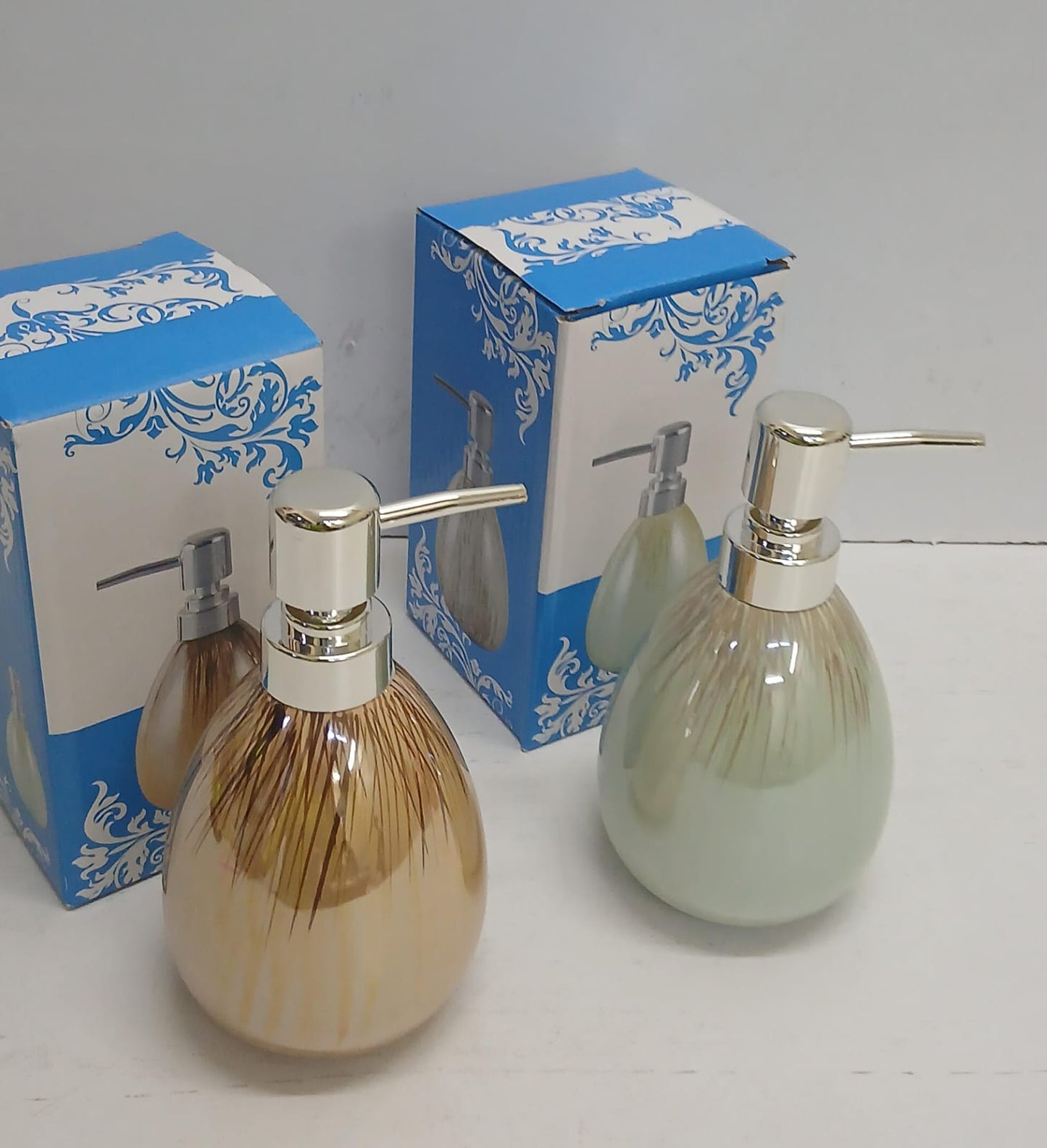 Handwash/liquid soap dispensers