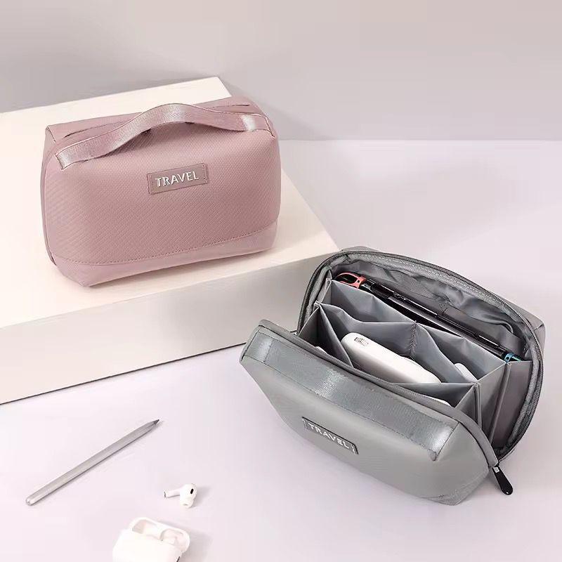 Shinny matte make up bag