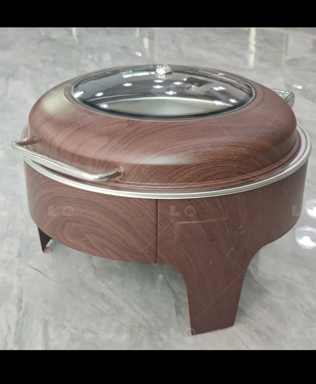 LUXURY ROUND CHAFING DISH - WOODEN BROWN FINISH