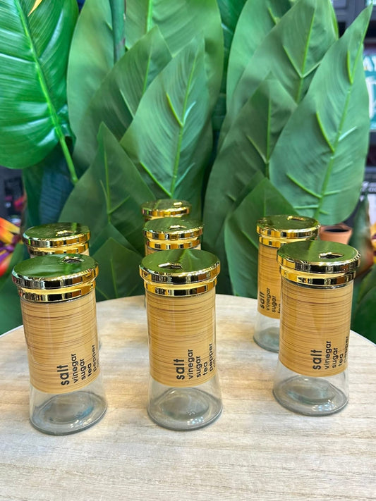 Glass Salt shaker, gold lid glass salt shaker is a 20.5 cm tall glass canister with a bamboo-effect plastic coating, spice bottle, pepper rack