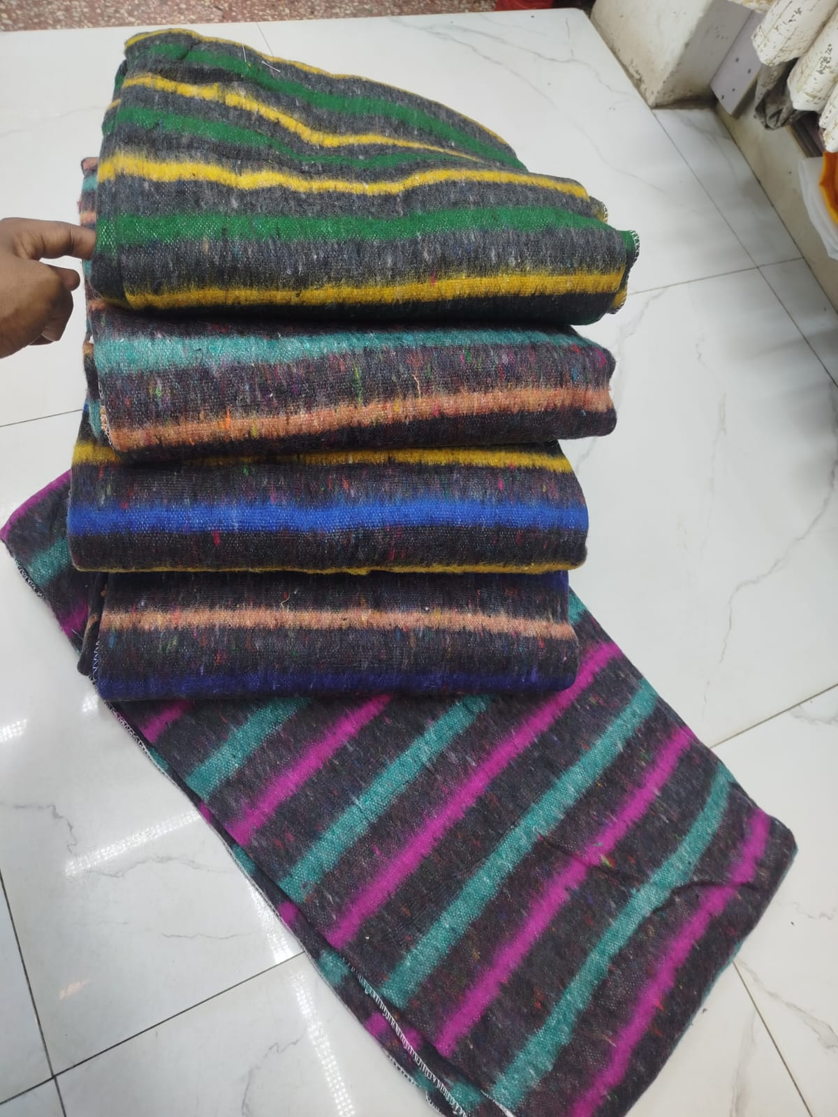Light school blankets