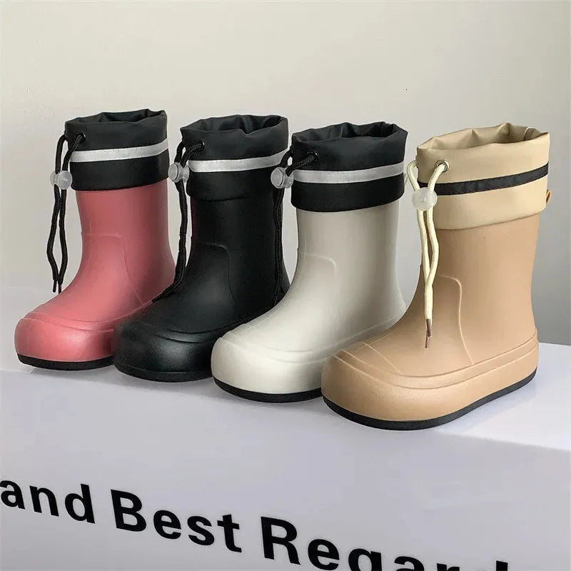 CHILDREN PLAIN WATERPROOF GUMBOOTS WITH A TIE LOOP
