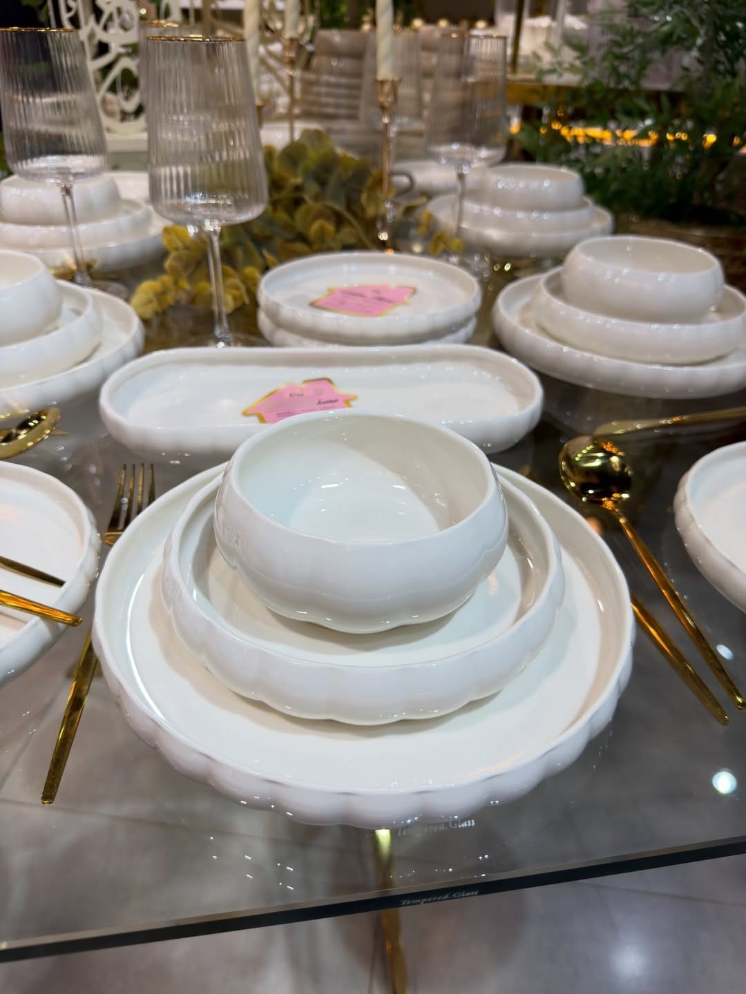 Premium Ceramic Dinner set.