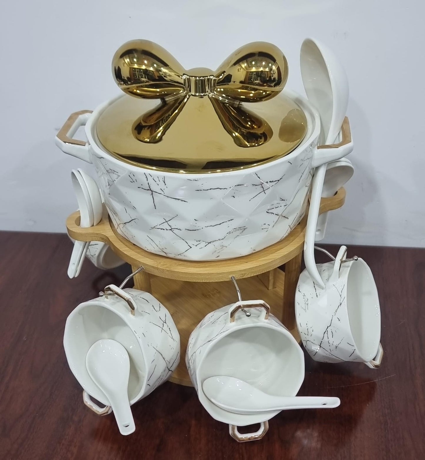 JC7572 set of 6 ceramic marble-like soup bowls 1 soup touren on bamboo base + burner