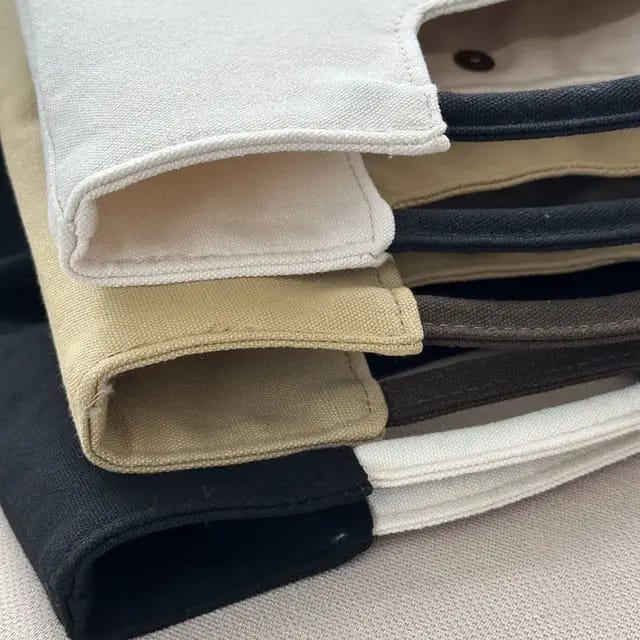 Canvas bag with handle