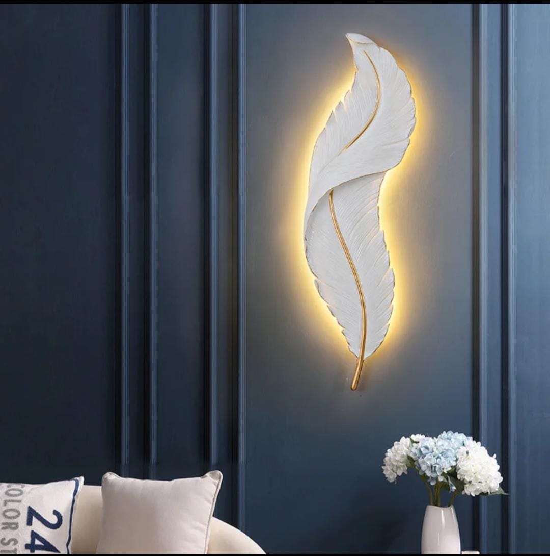 WHITE NORDIC FEATHER WALL ART WITH BACK LIGHTS
