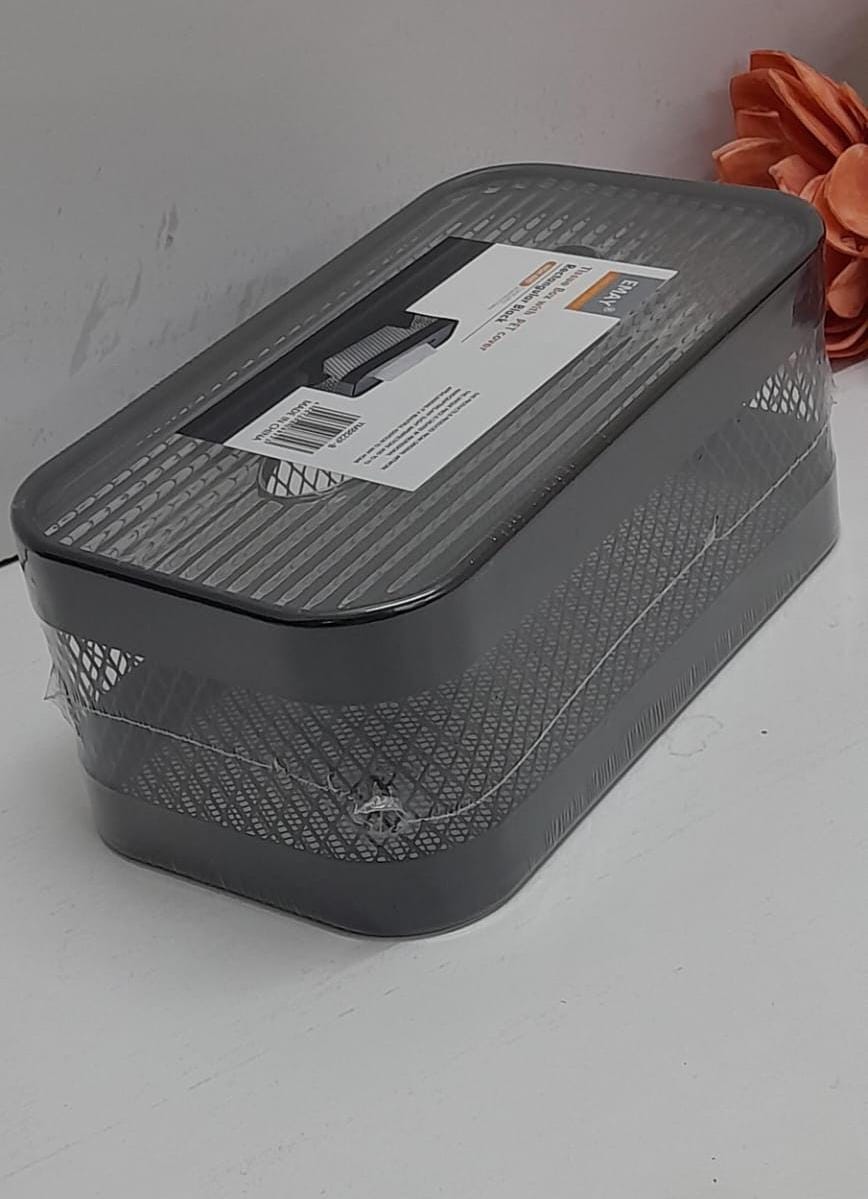 Classy and elegant serviette box