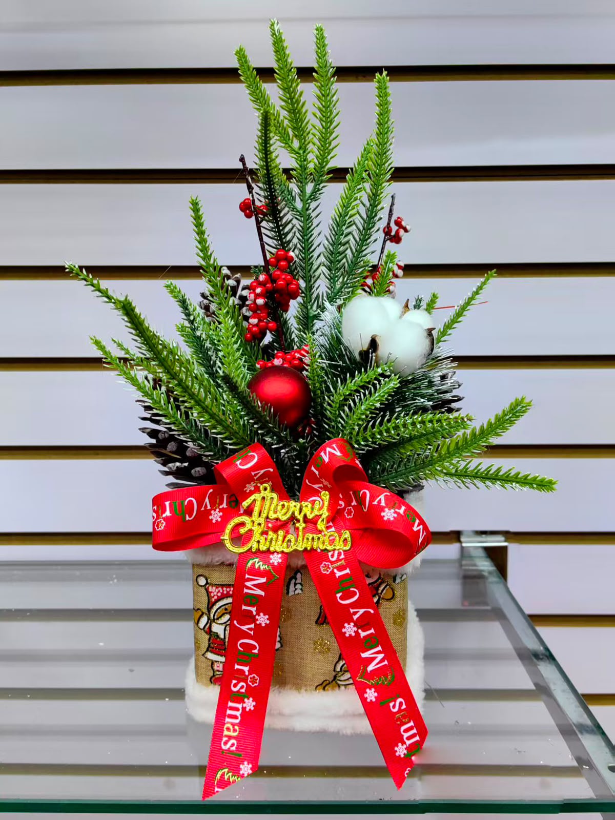 Small christmas centrepiece